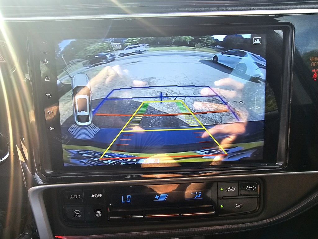 2018 Toyota Corolla Image 25
