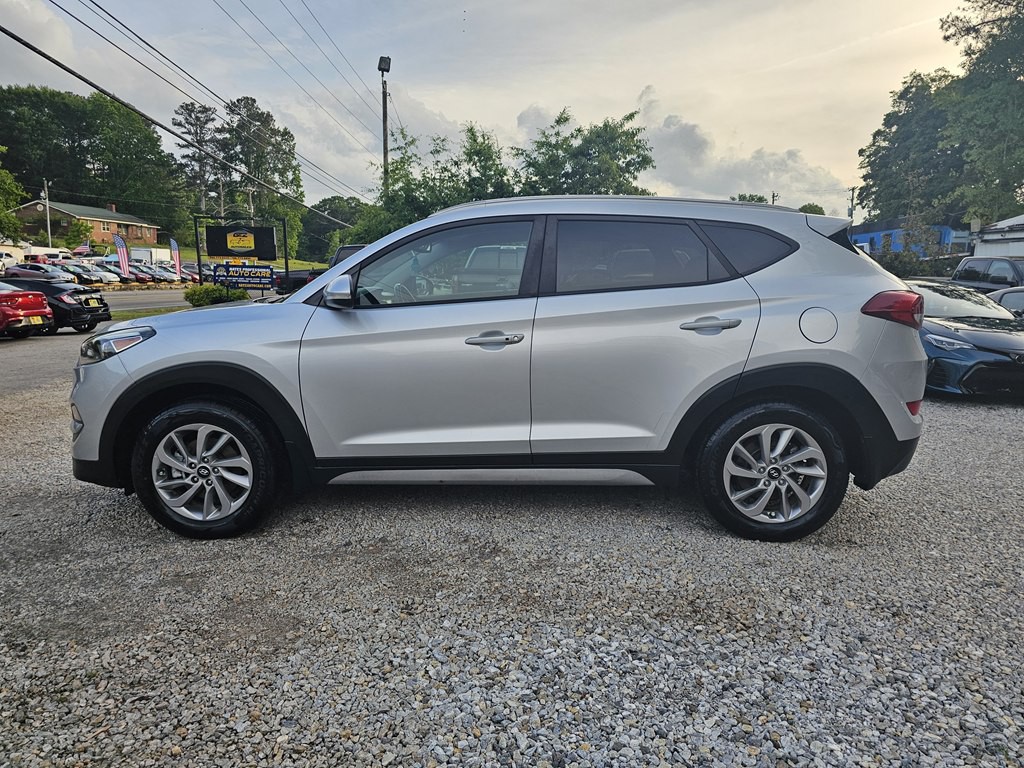 2017 Hyundai Tucson Image 2