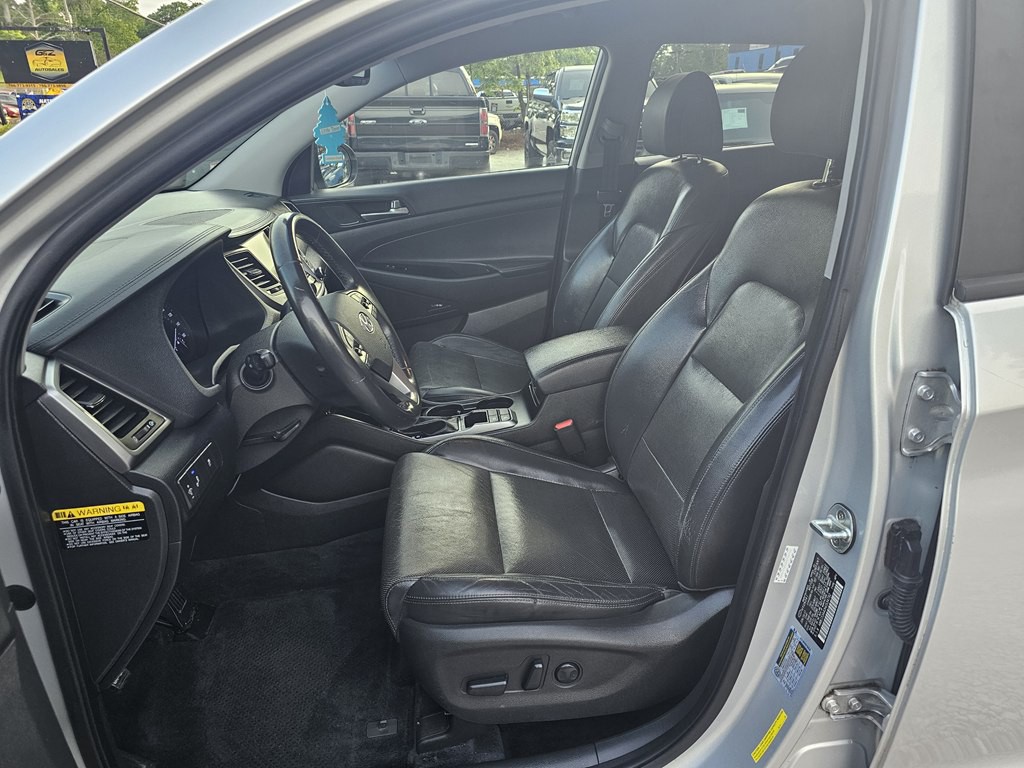 2017 Hyundai Tucson Image 11