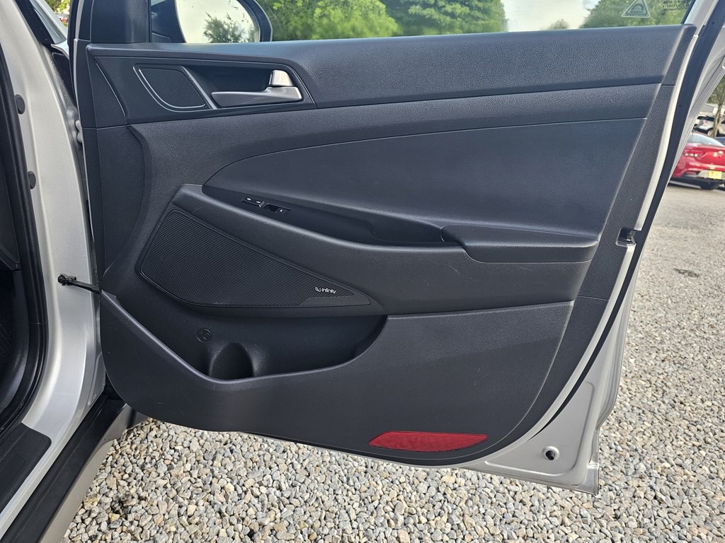 2017 Hyundai Tucson Image 18