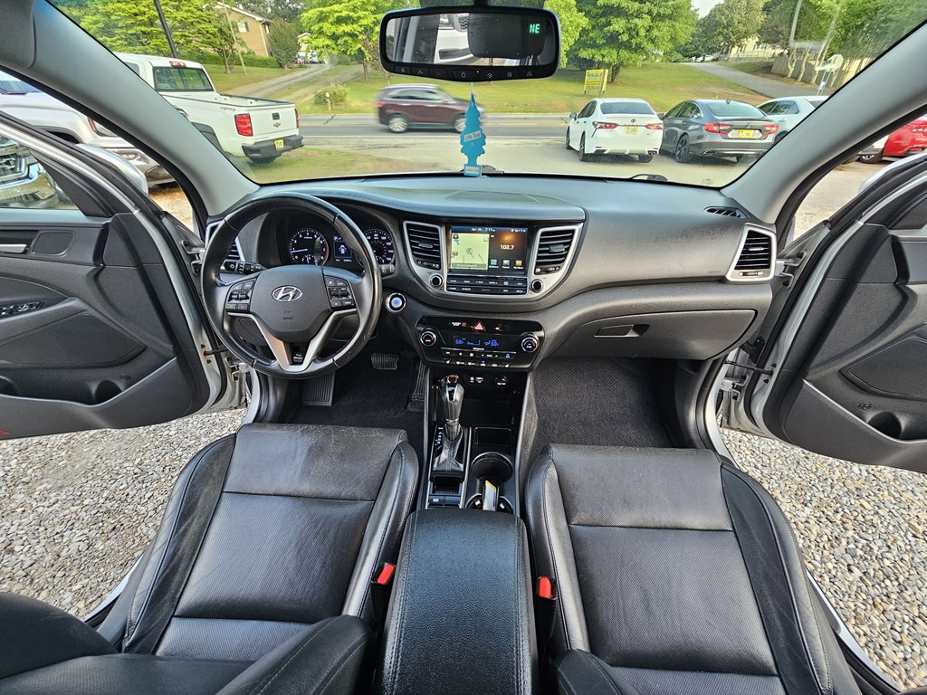 2017 Hyundai Tucson Image 19