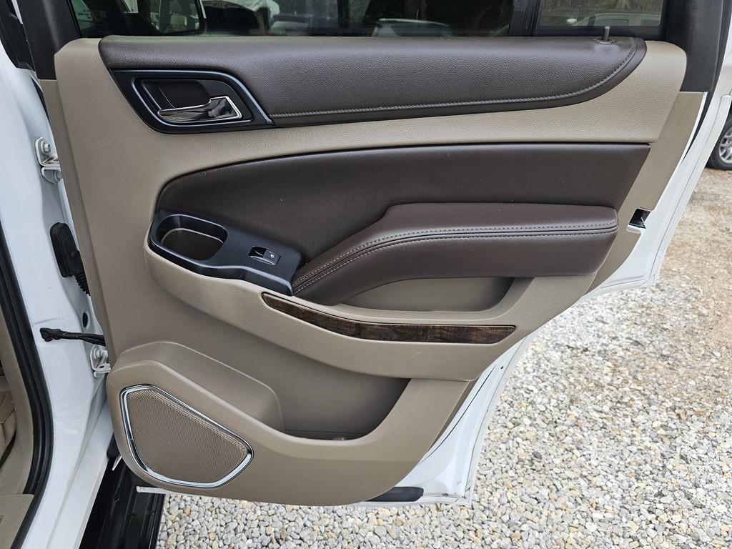 2015 Chevrolet Tahoe Image 16
