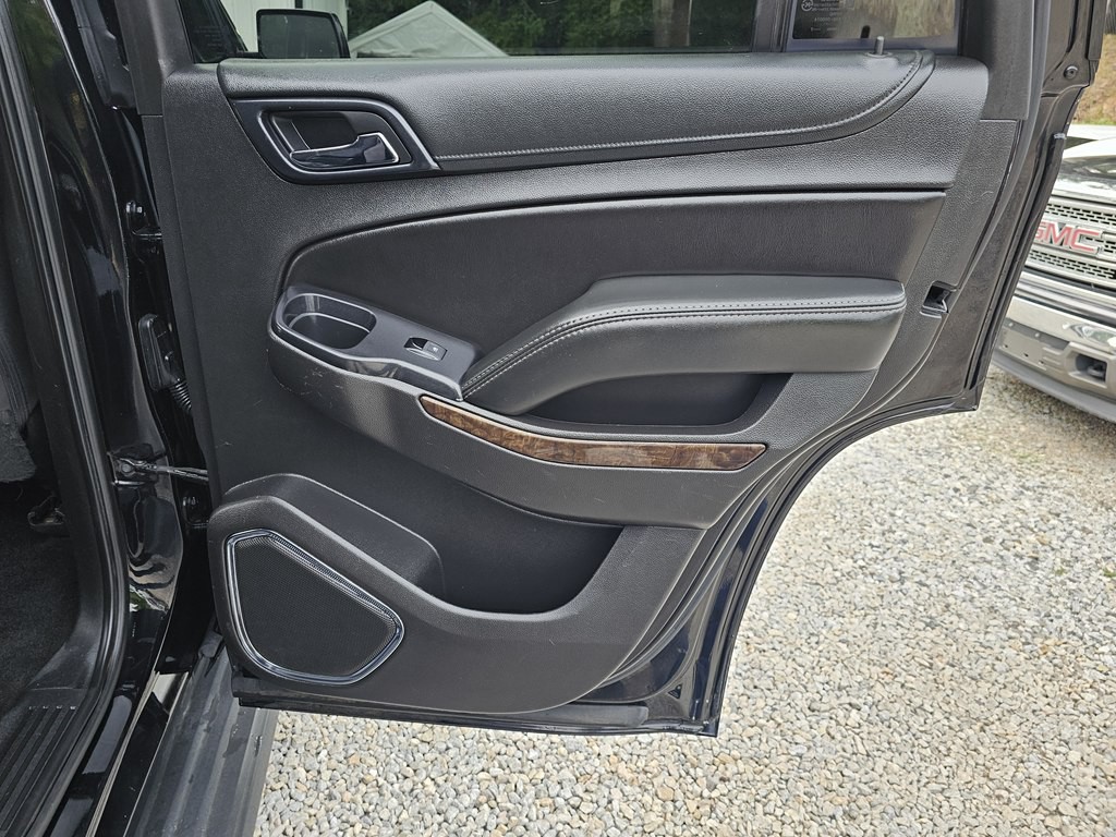 2017 Chevrolet Tahoe Image 16