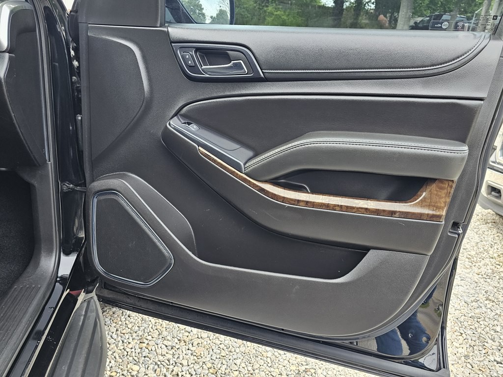 2017 Chevrolet Tahoe Image 19