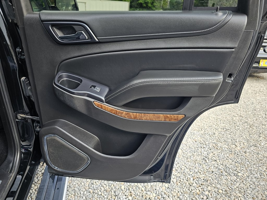 2015 Chevrolet Tahoe Image 16