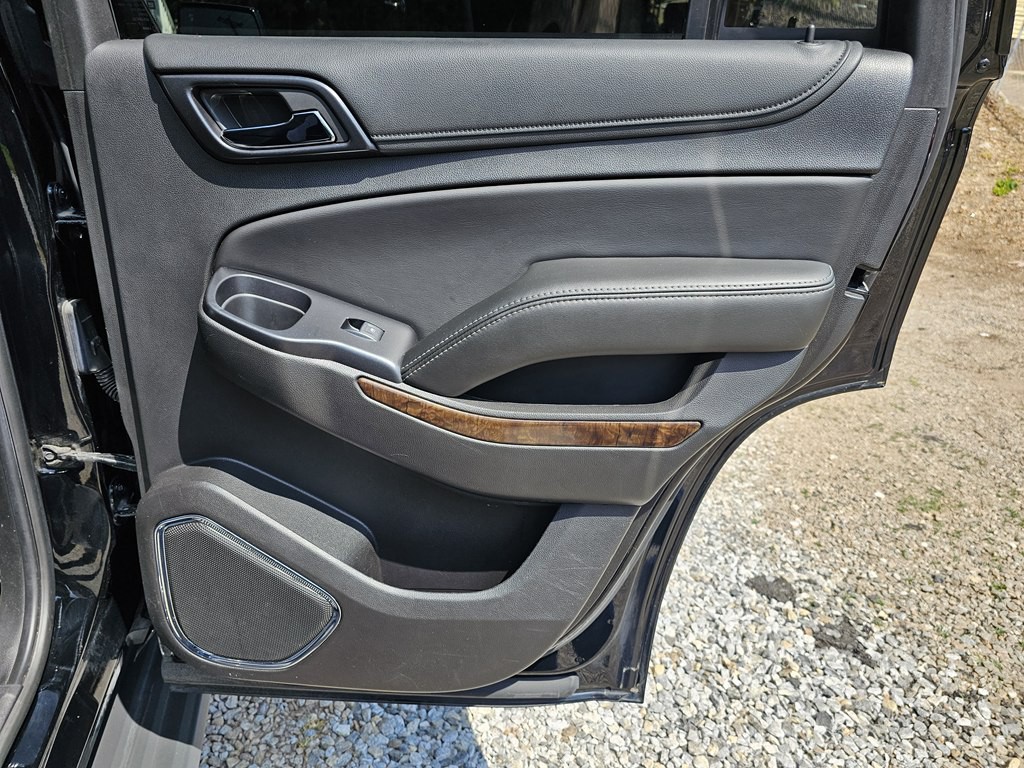 2017 Chevrolet Tahoe Image 16