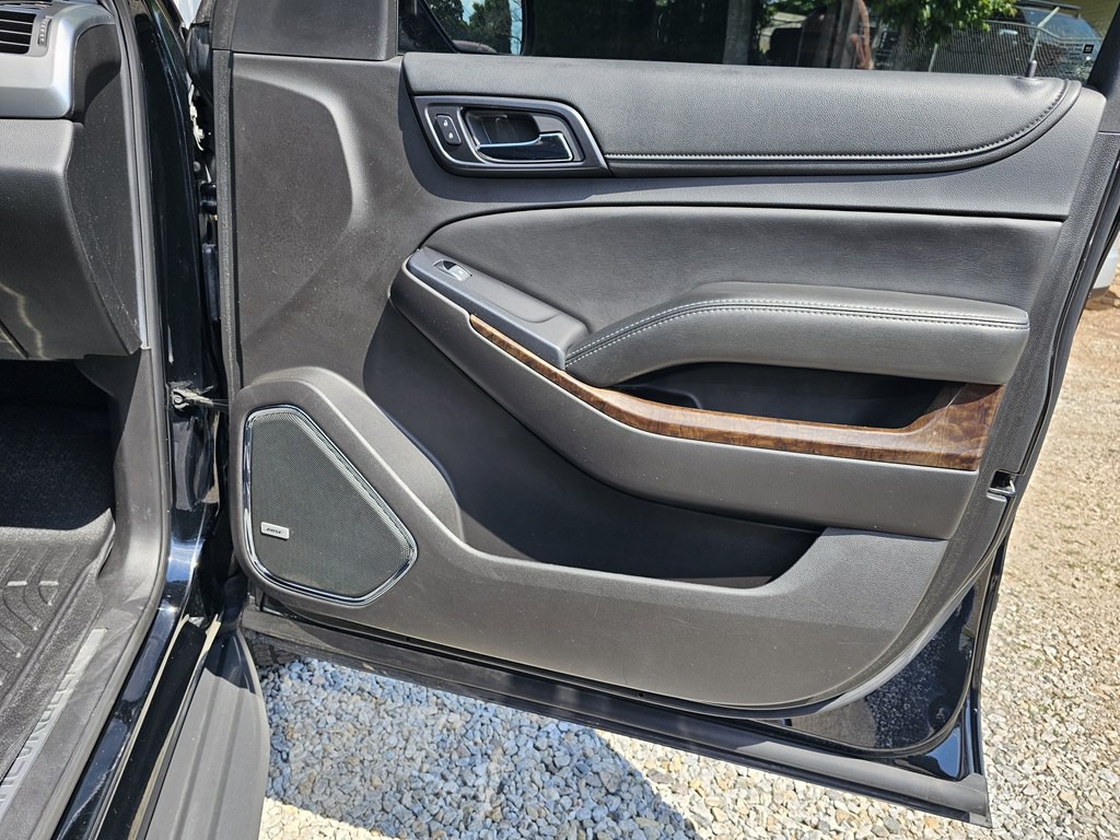 2017 Chevrolet Tahoe Image 19