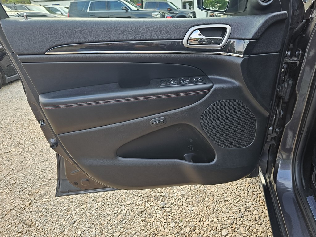2018 Jeep Grand Cherokee Image 12