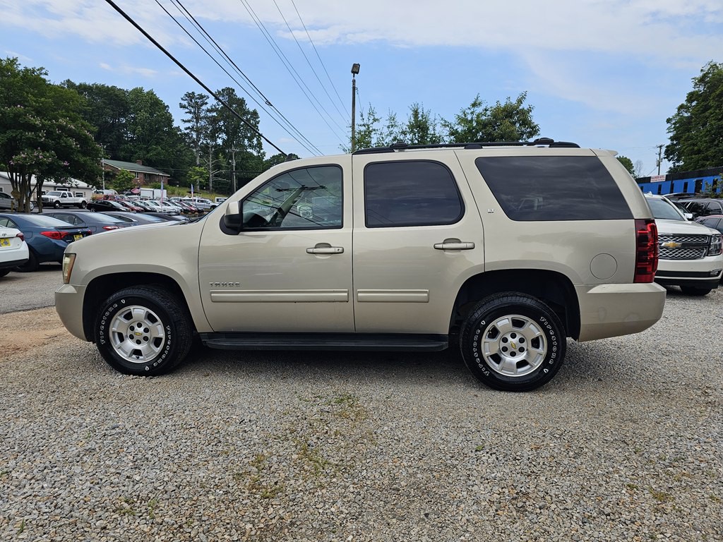 2012 Chevrolet Tahoe Image 2
