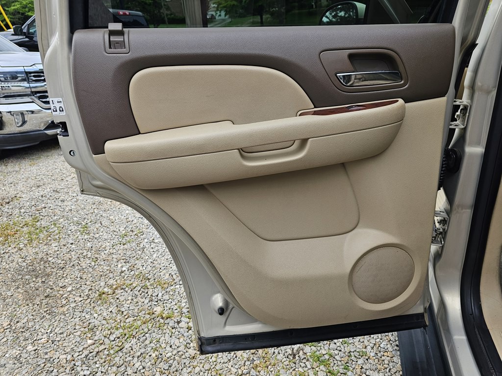2012 Chevrolet Tahoe Image 14