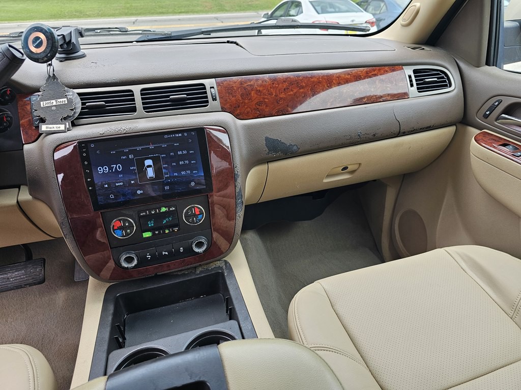 2012 Chevrolet Tahoe Image 21