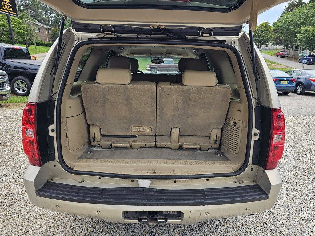 2012 Chevrolet Tahoe Image 24