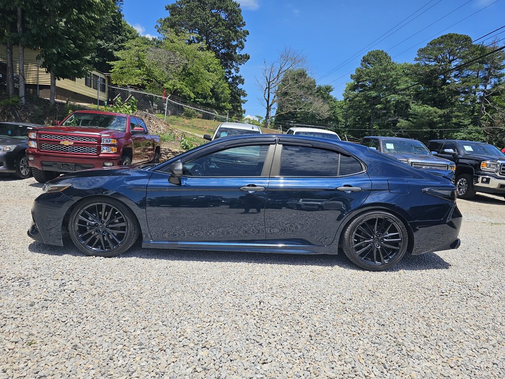 2018 Toyota Camry Image 2