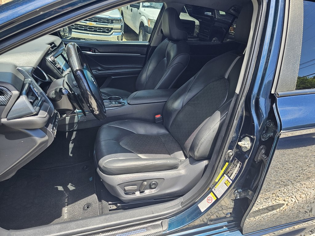 2018 Toyota Camry Image 11