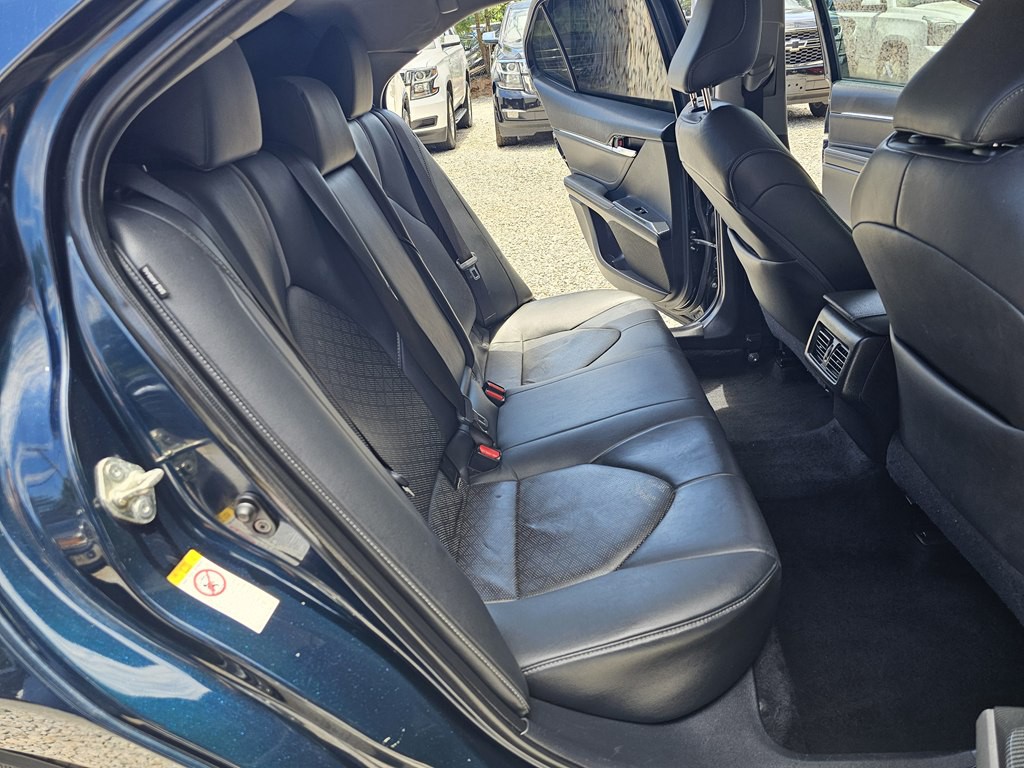 2018 Toyota Camry Image 15