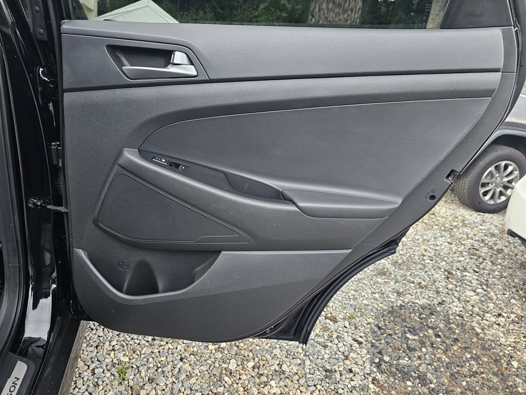 2016 Hyundai Tucson Image 16