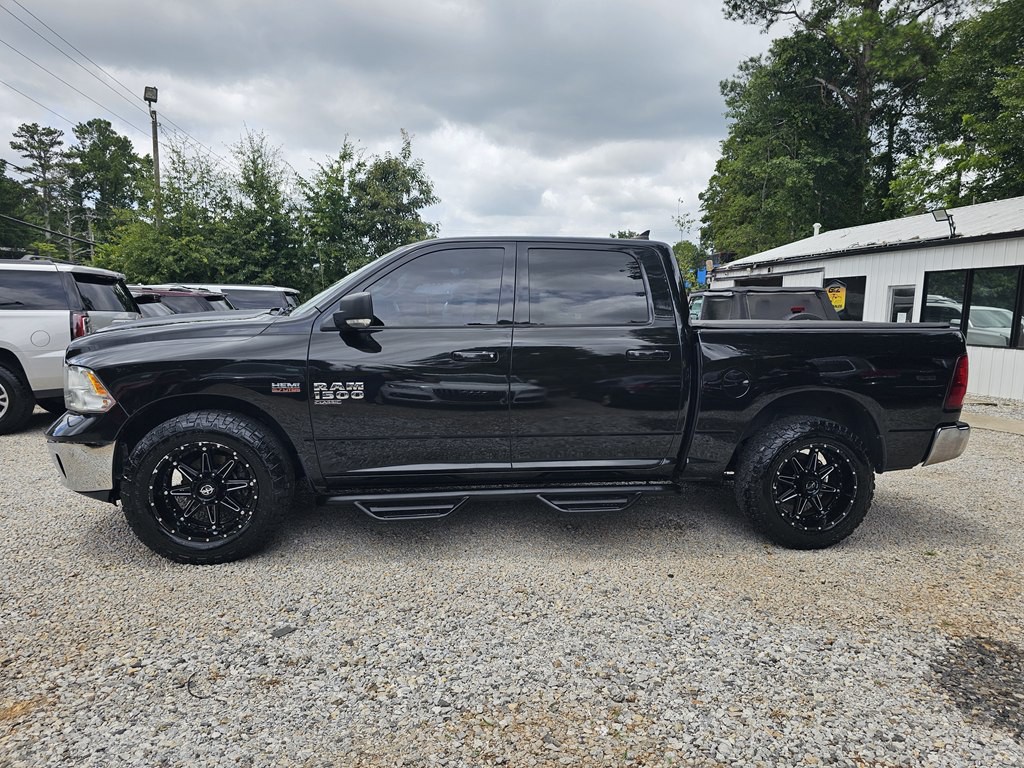 2019 RAM 1500 Image 2