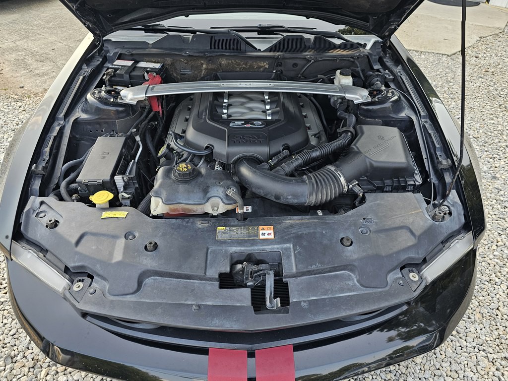 2012 Ford Mustang Image 22
