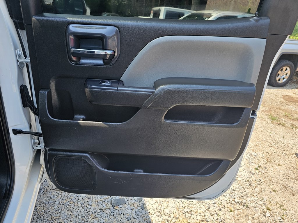 2018 Chevrolet Silverado 1500 Image 18