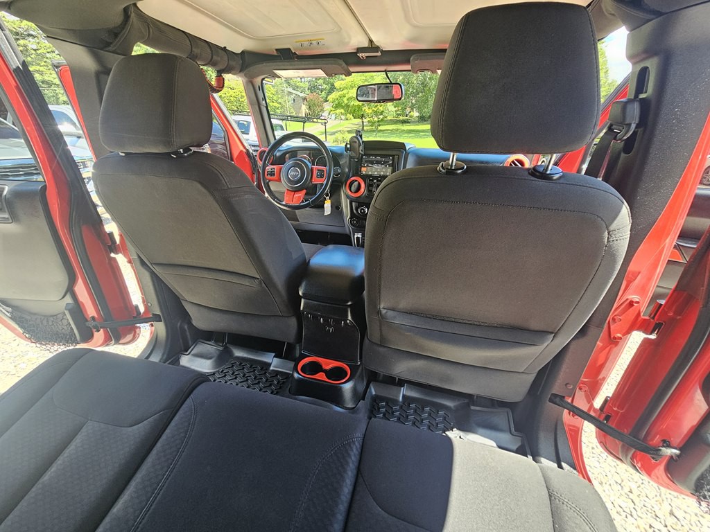 2015 Jeep Wrangler Unlimited Image 20