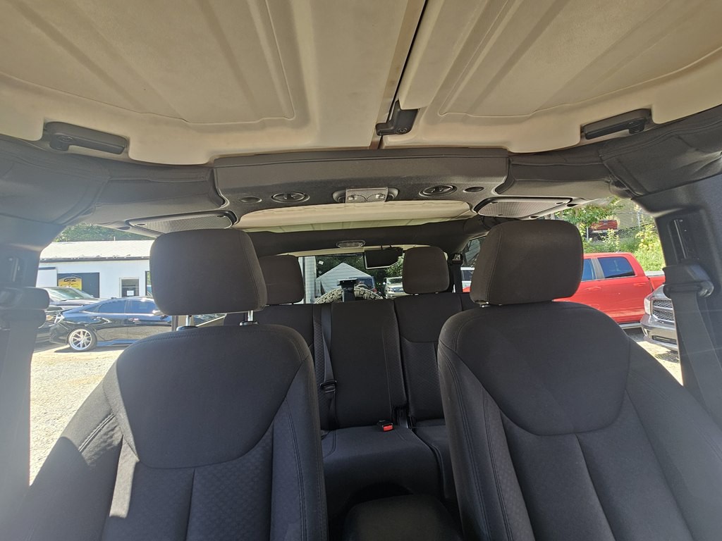 2015 Jeep Wrangler Unlimited Image 22