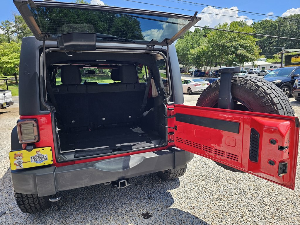 2015 Jeep Wrangler Unlimited Image 25