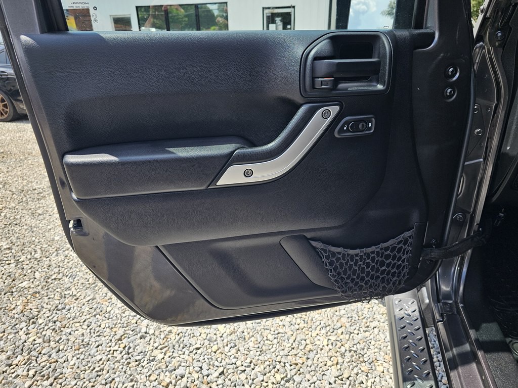 2014 Jeep Wrangler Unlimited Image 12