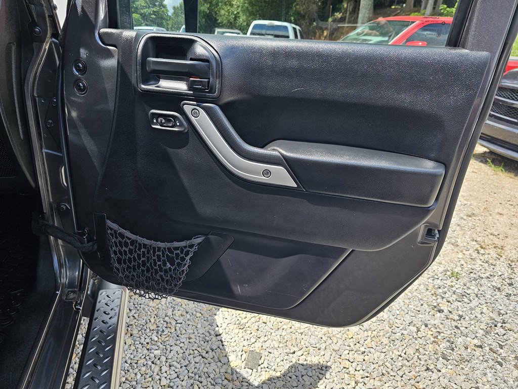 2014 Jeep Wrangler Unlimited Image 18