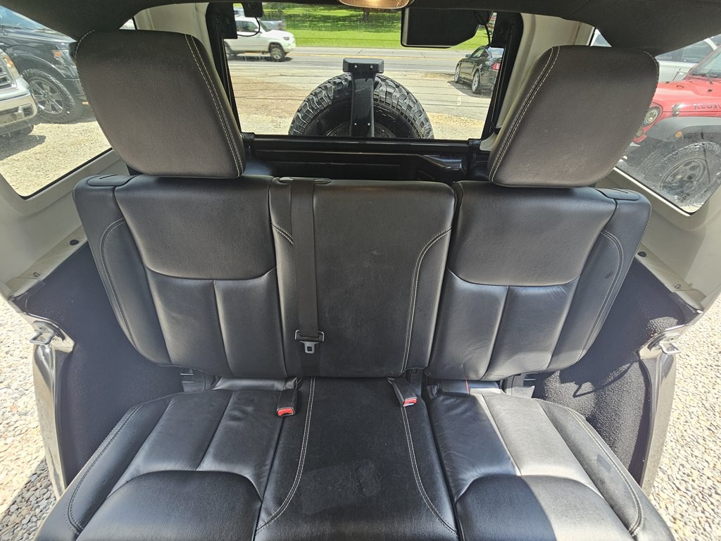 2014 Jeep Wrangler Unlimited Image 21