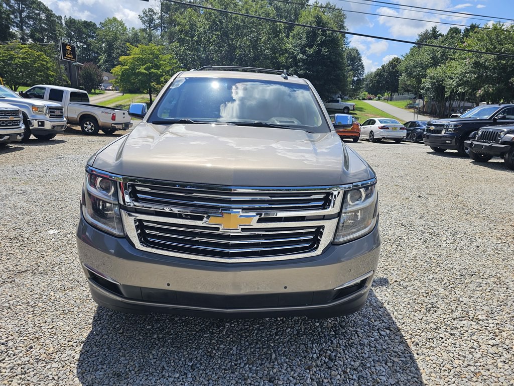2017 Chevrolet Suburban Image 4