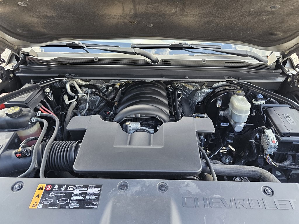 2017 Chevrolet Suburban Image 30