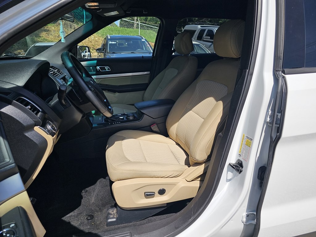 2017 Ford Explorer Image 11