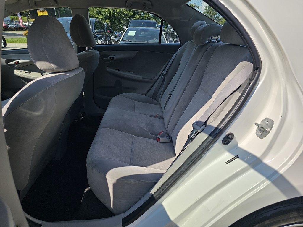 2009 Toyota Corolla Image 13