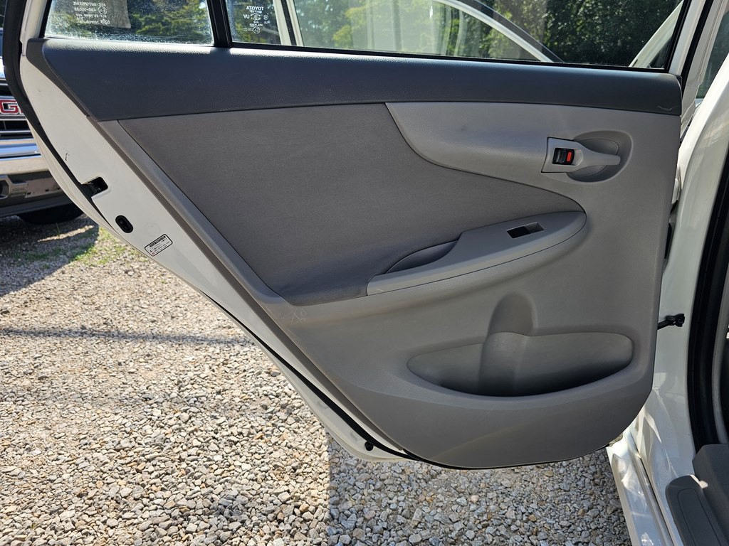 2009 Toyota Corolla Image 14