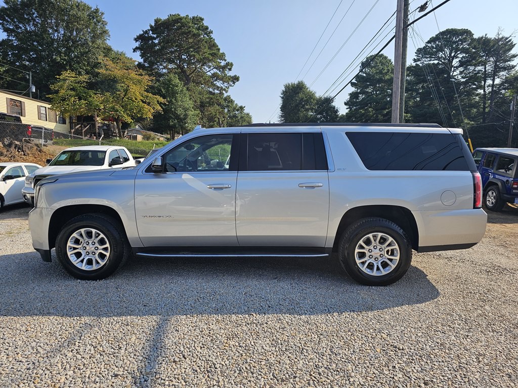 2019 GMC Yukon Image 2
