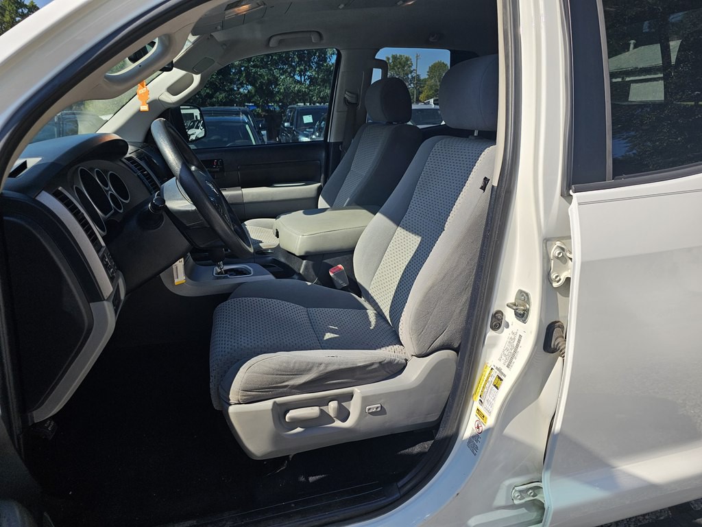 2013 Toyota Tundra Image 11