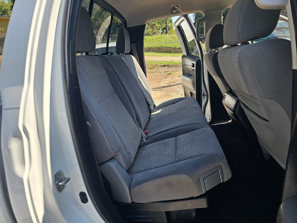 2013 Toyota Tundra Image 15