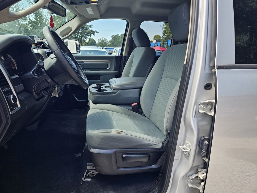 2016 RAM 1500 Image 11