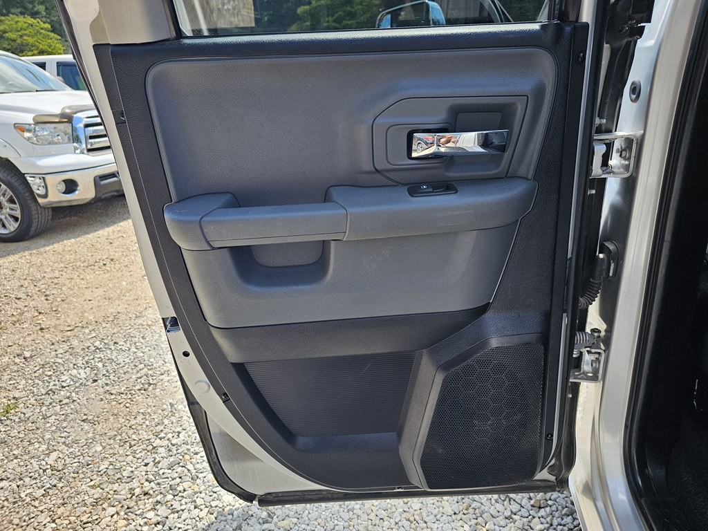 2016 RAM 1500 Image 14