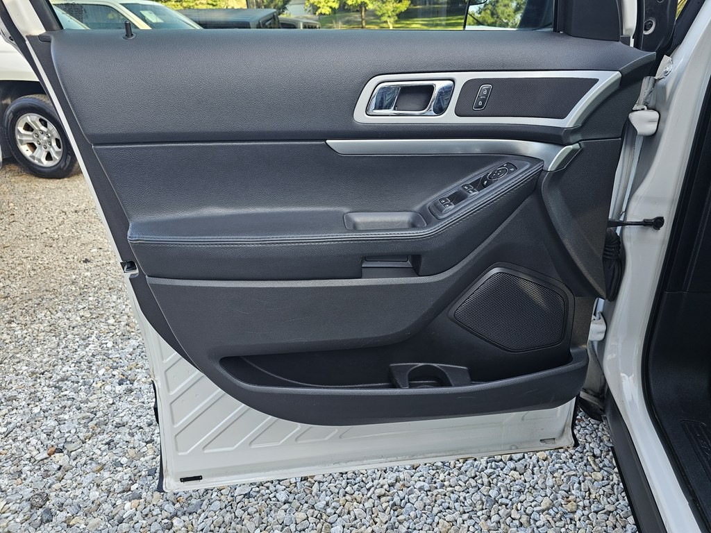 2014 Ford Explorer Image 12