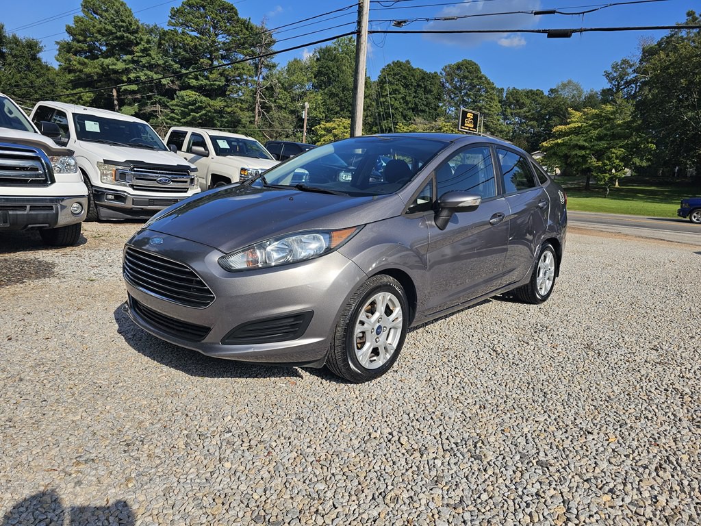 2014 Ford Fiesta Image 1