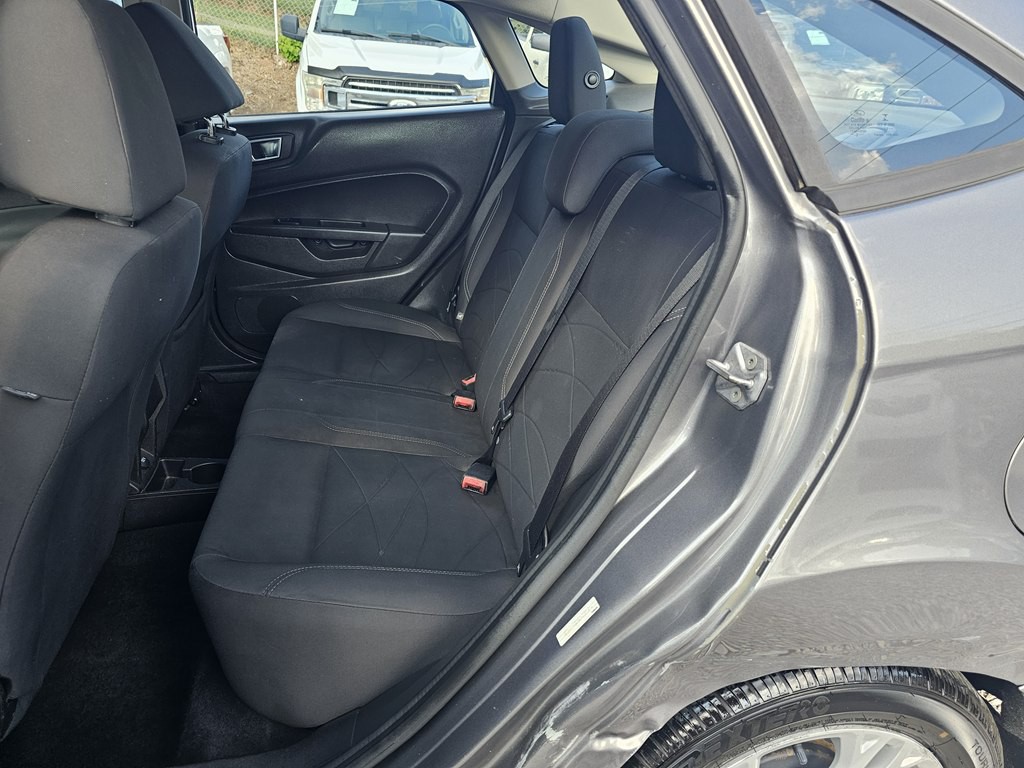2014 Ford Fiesta Image 13