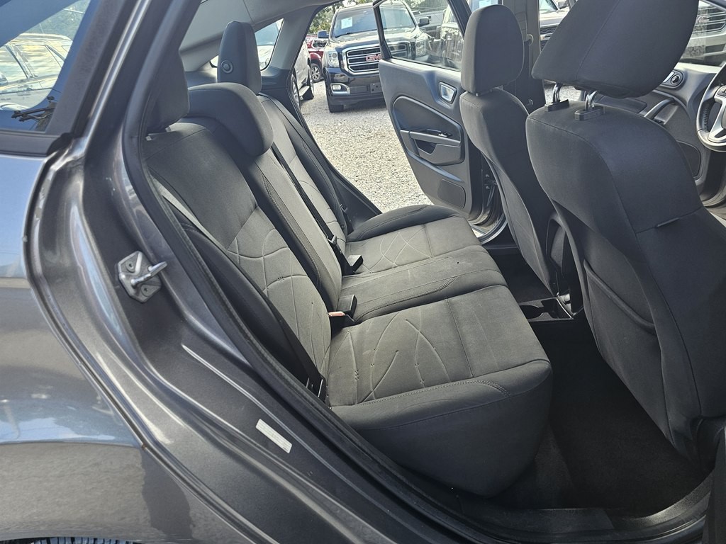 2014 Ford Fiesta Image 15