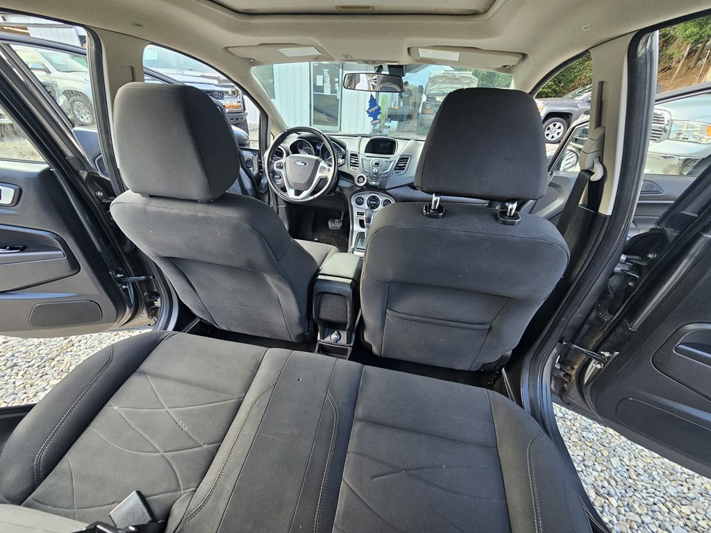 2014 Ford Fiesta Image 20