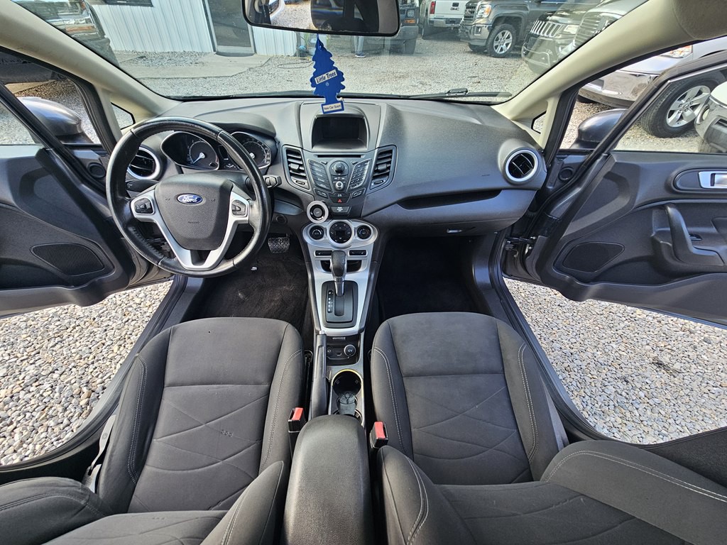 2014 Ford Fiesta Image 21