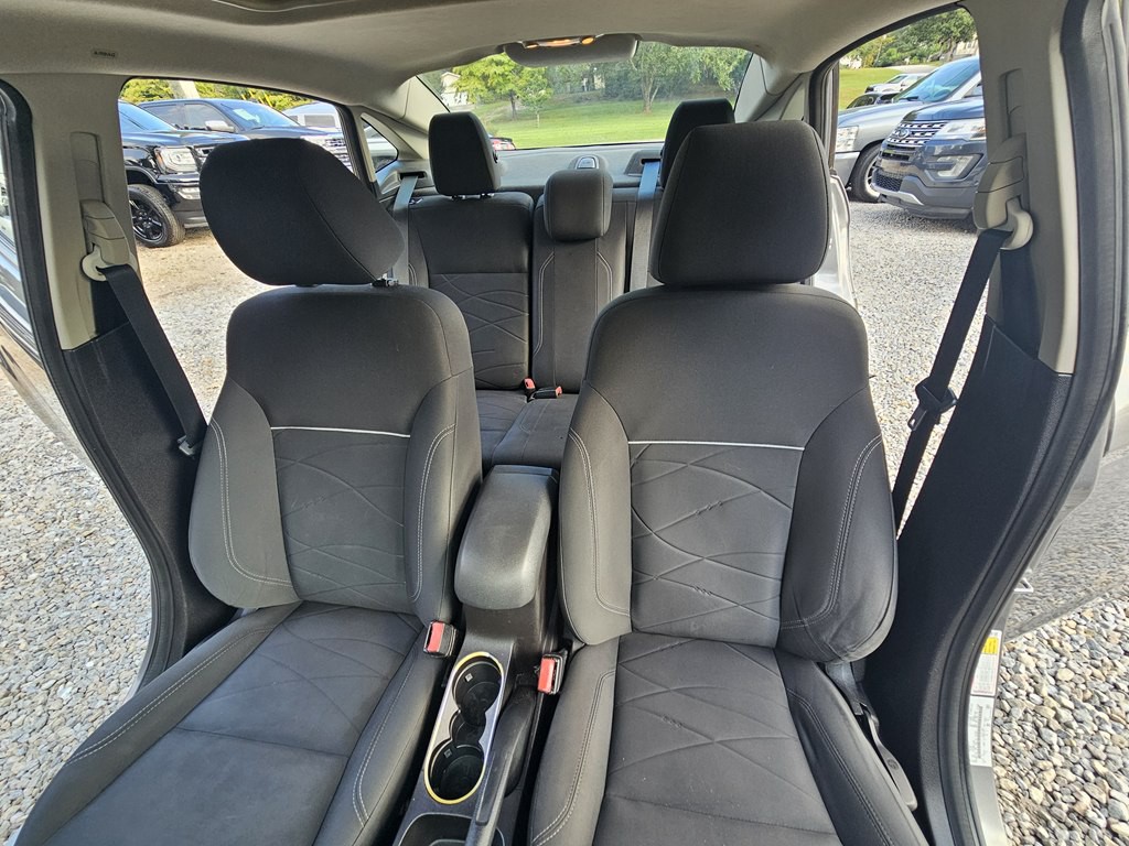 2014 Ford Fiesta Image 22