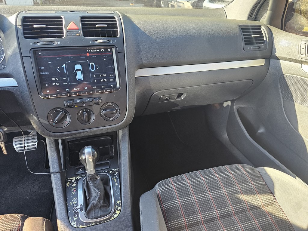 2008 Volkswagen GTI Image 17
