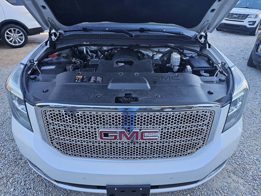 2016 GMC Yukon Image 32