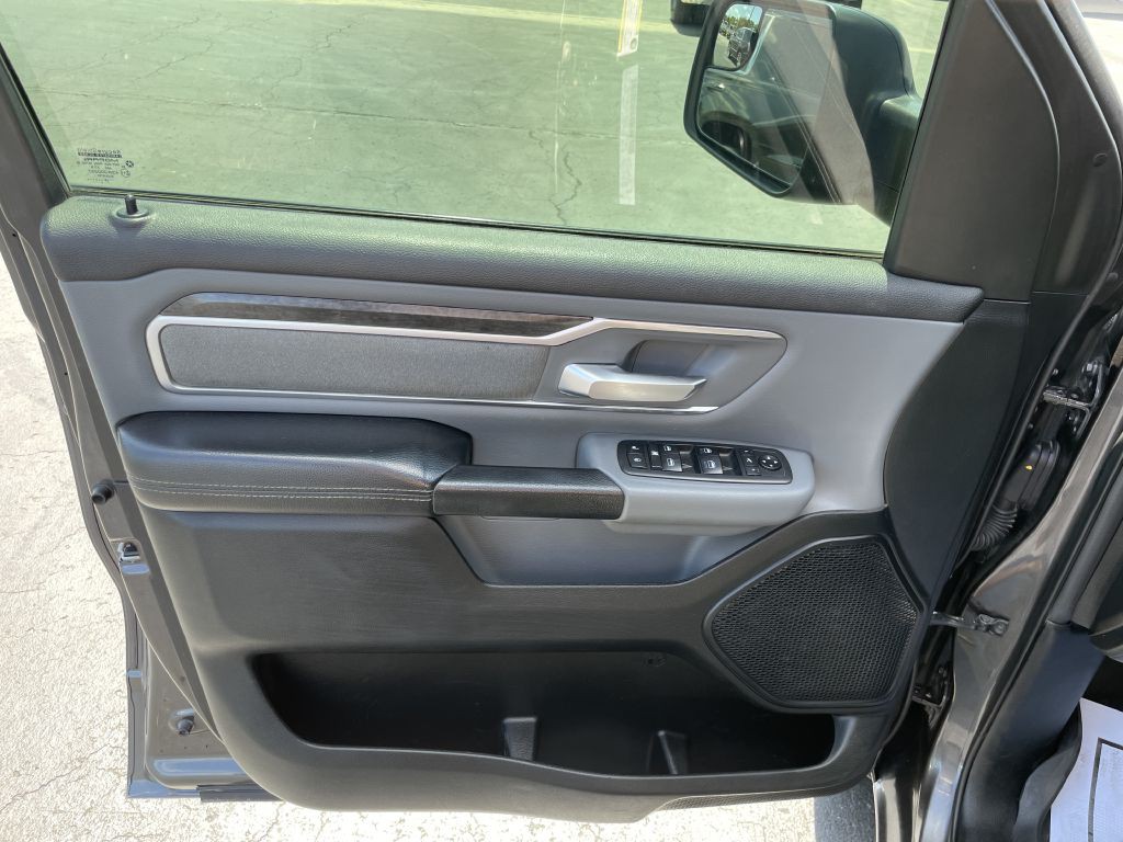 2019 RAM 1500 Image 9