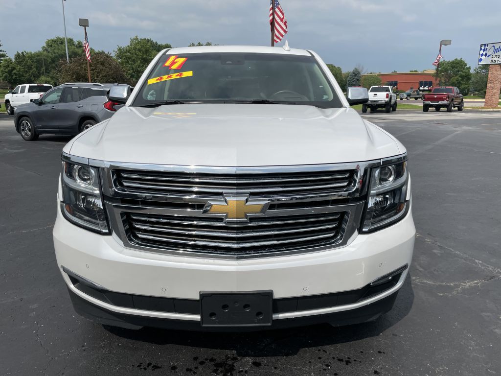 2017 Chevrolet Tahoe Image 2